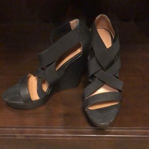 Chinese laundry black wedges